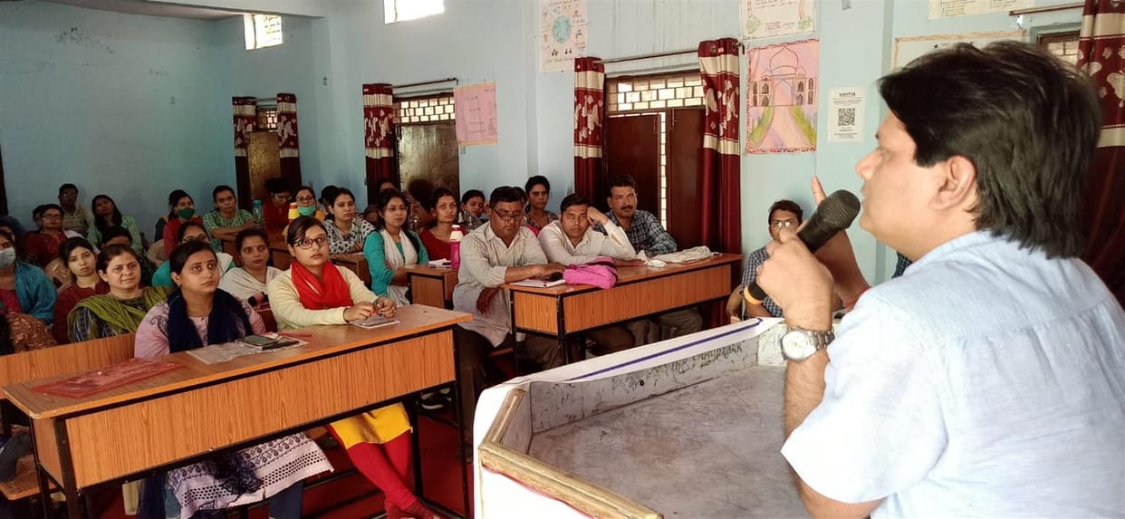 six days teachers training start