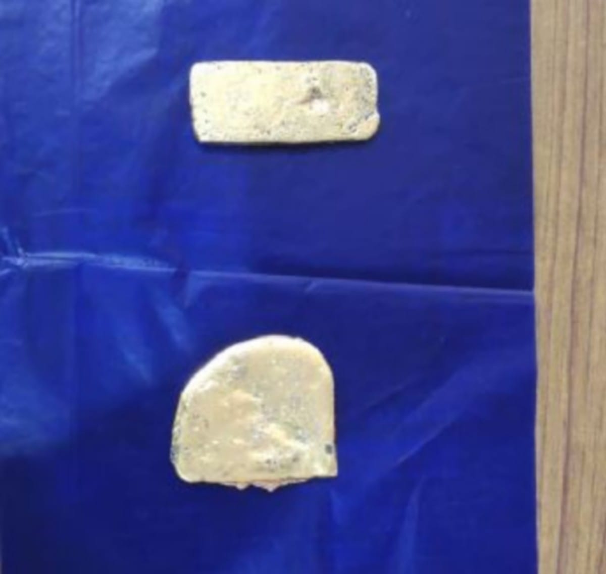 costume department recovered gold from passenger smuggling in undergarment