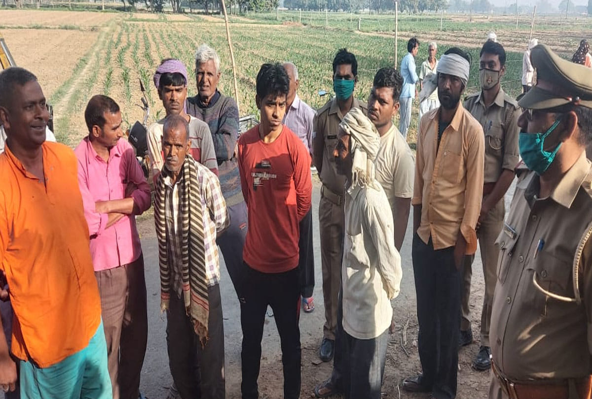 one died and one injured in road accident in farrukhabad