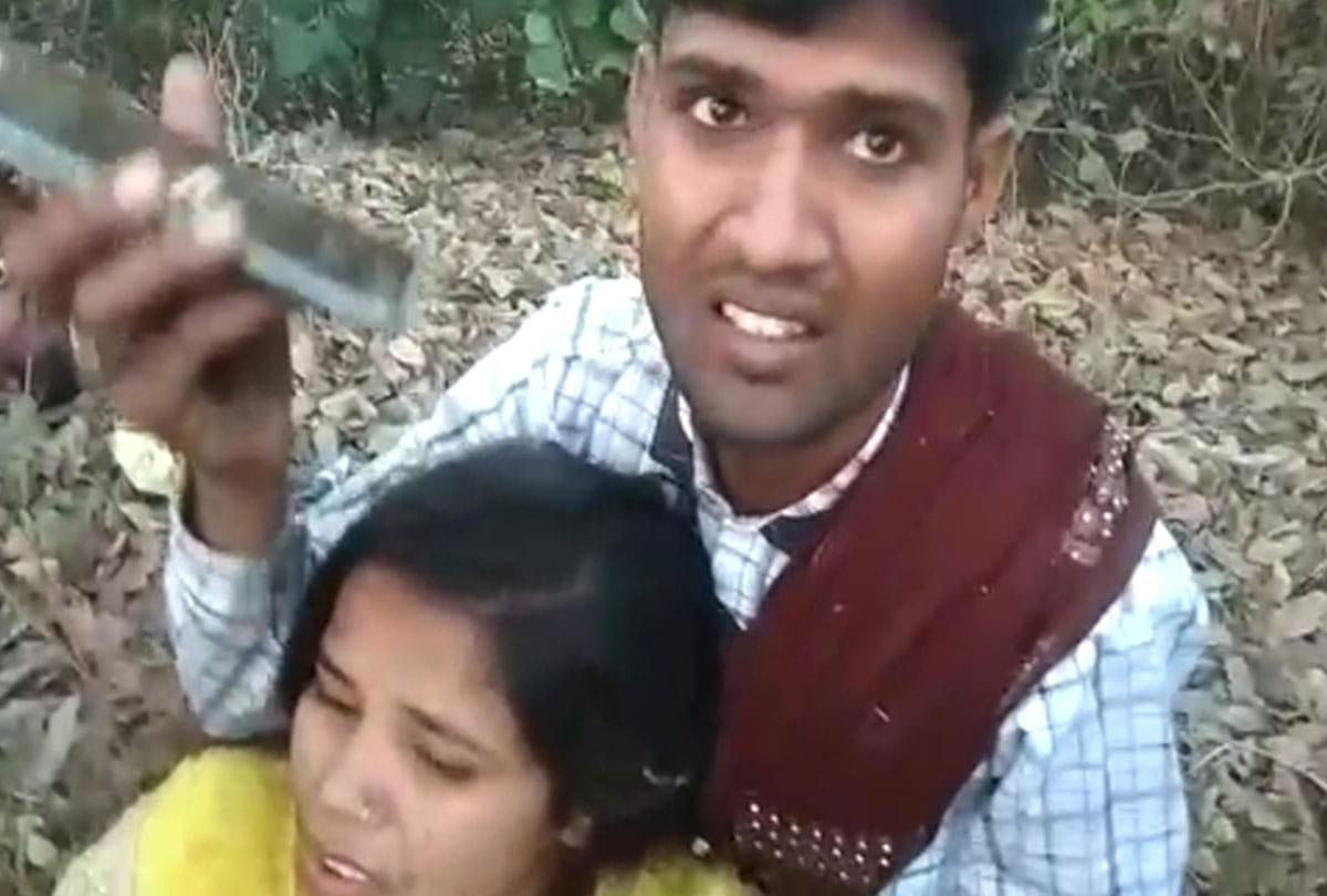 road accident in farrukhabad, bride died
