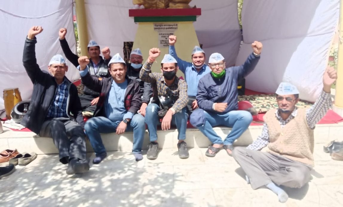AAP workers, who were stuck on a strike, will hold a public outreach rally in the city today