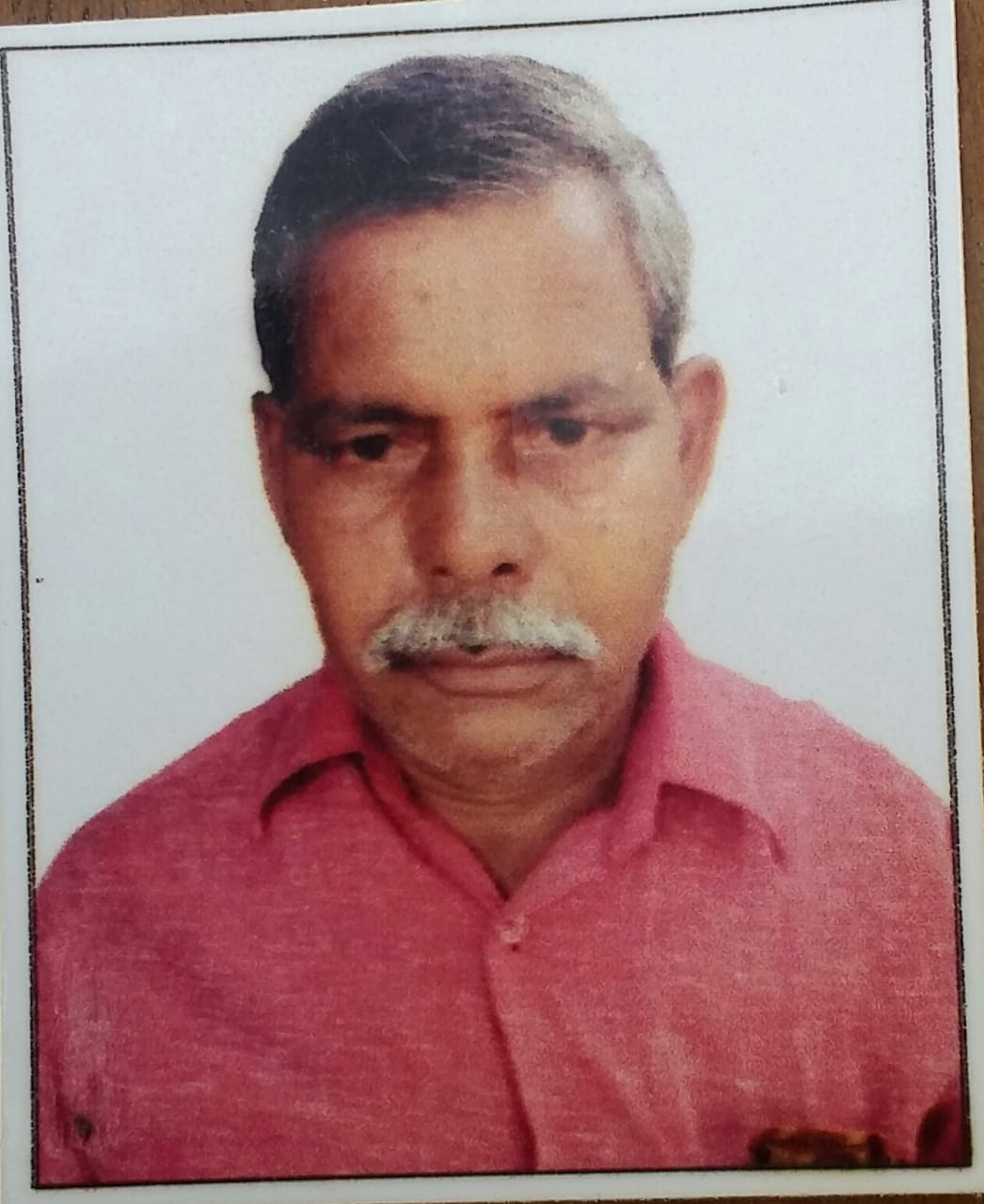 Brother killed his elder brother by shovel for four feet land dispute in azamgarh