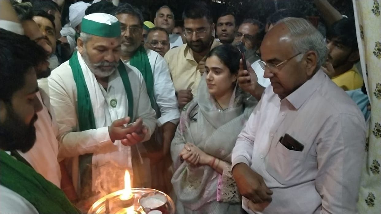 Tikait dedicated hospital to agitating farmers