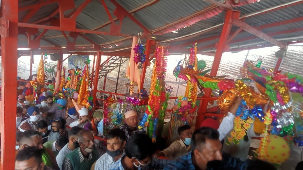 Five thousand devotees prayed to Baba's court
