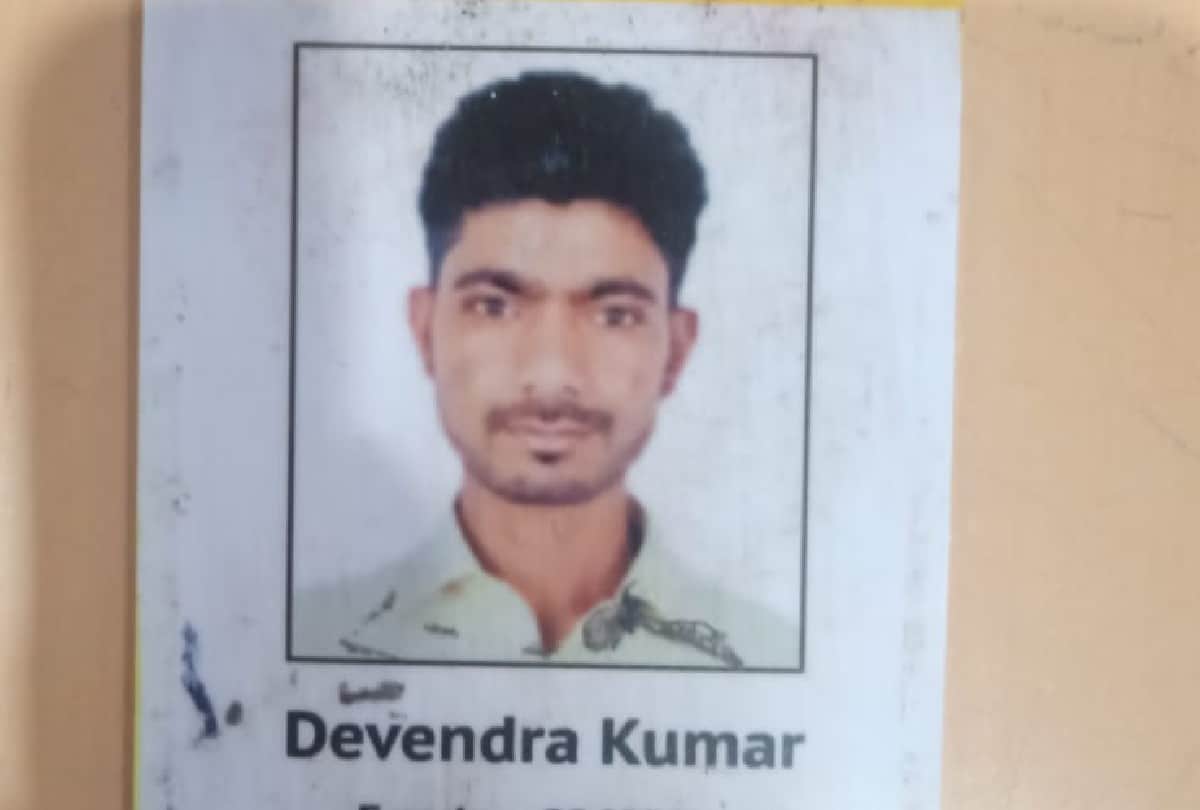 Murder In Love Affair Of Devendra By Acid Attack In Agra