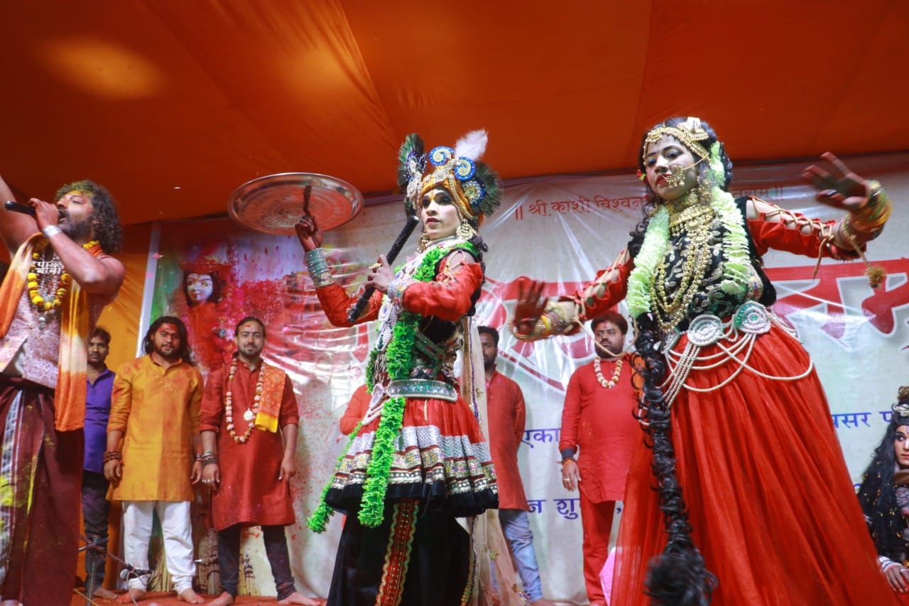 Rangabhari Ekadashi in Varanasi: grand aarti of Baba Kashi Vishwanath see the Shivarancham pictures