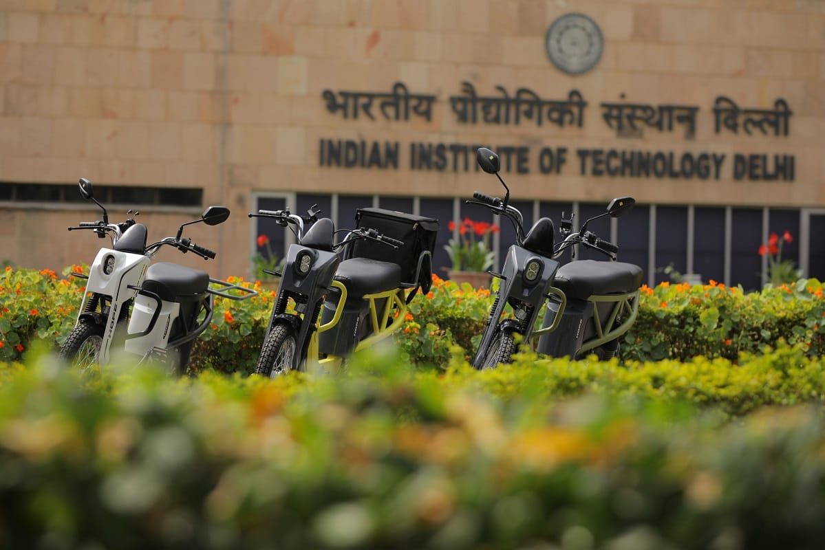 Start-up Geliose Mobility, incubated at IIT-Delhi, launches E-scooter 'HOPE' 