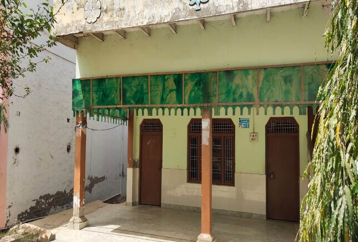 police did not found any clue of accused of inspector murder in agra