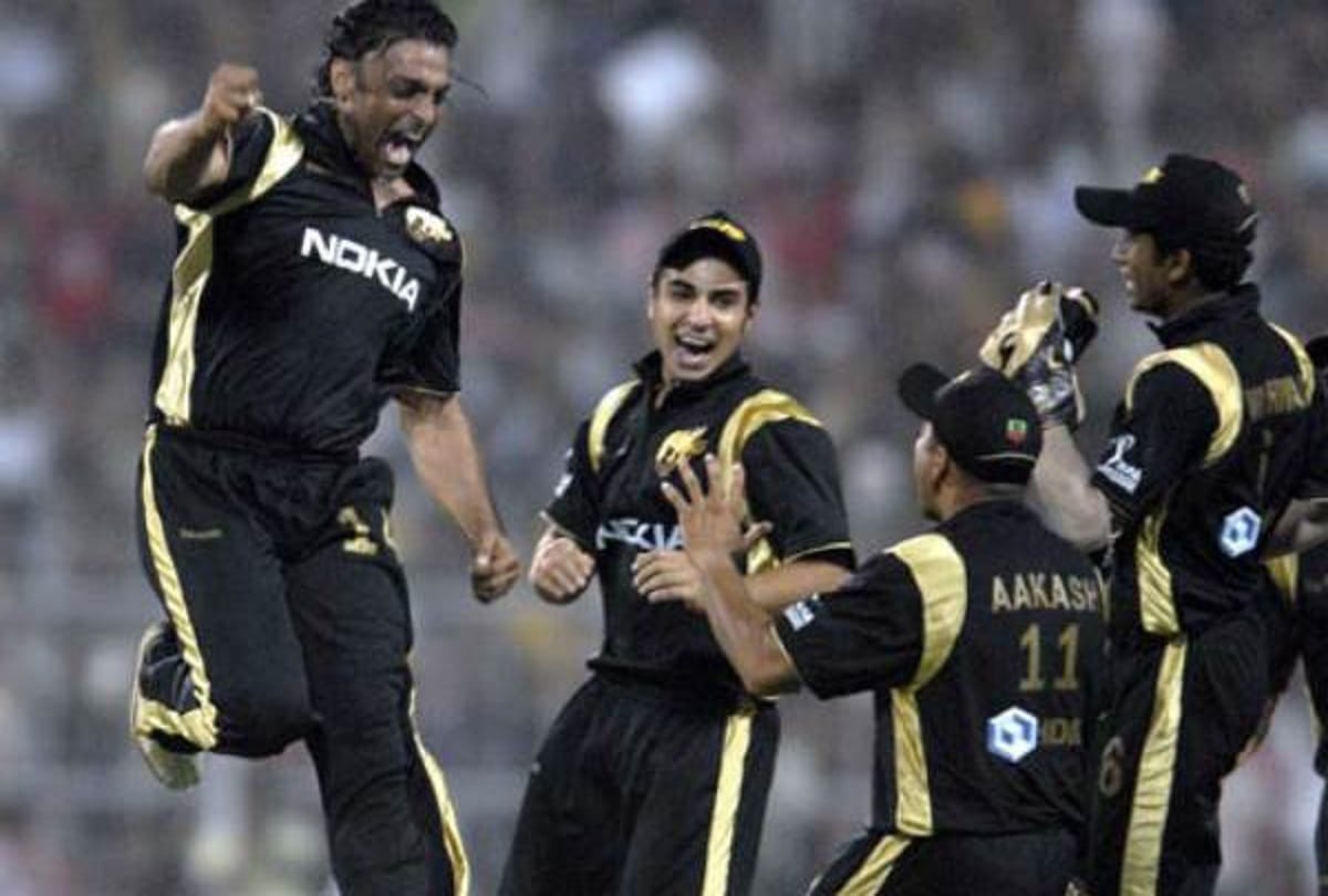 Shahid Afridi Shoaib Akhtar Shoaib Malik Younis Khan along with these 12 big Pakistani cricketer had played in IPL inaugural edition