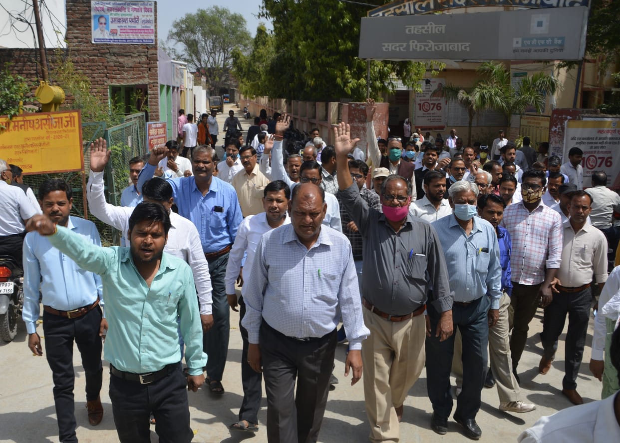 Work stopped in Sadar Tehsil
