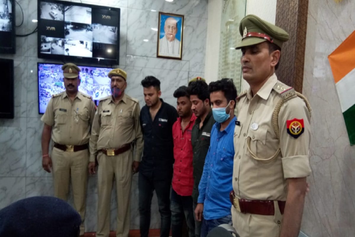 UP News: Four accused have been arrested in case of firing at Madhavapuram in Meerut