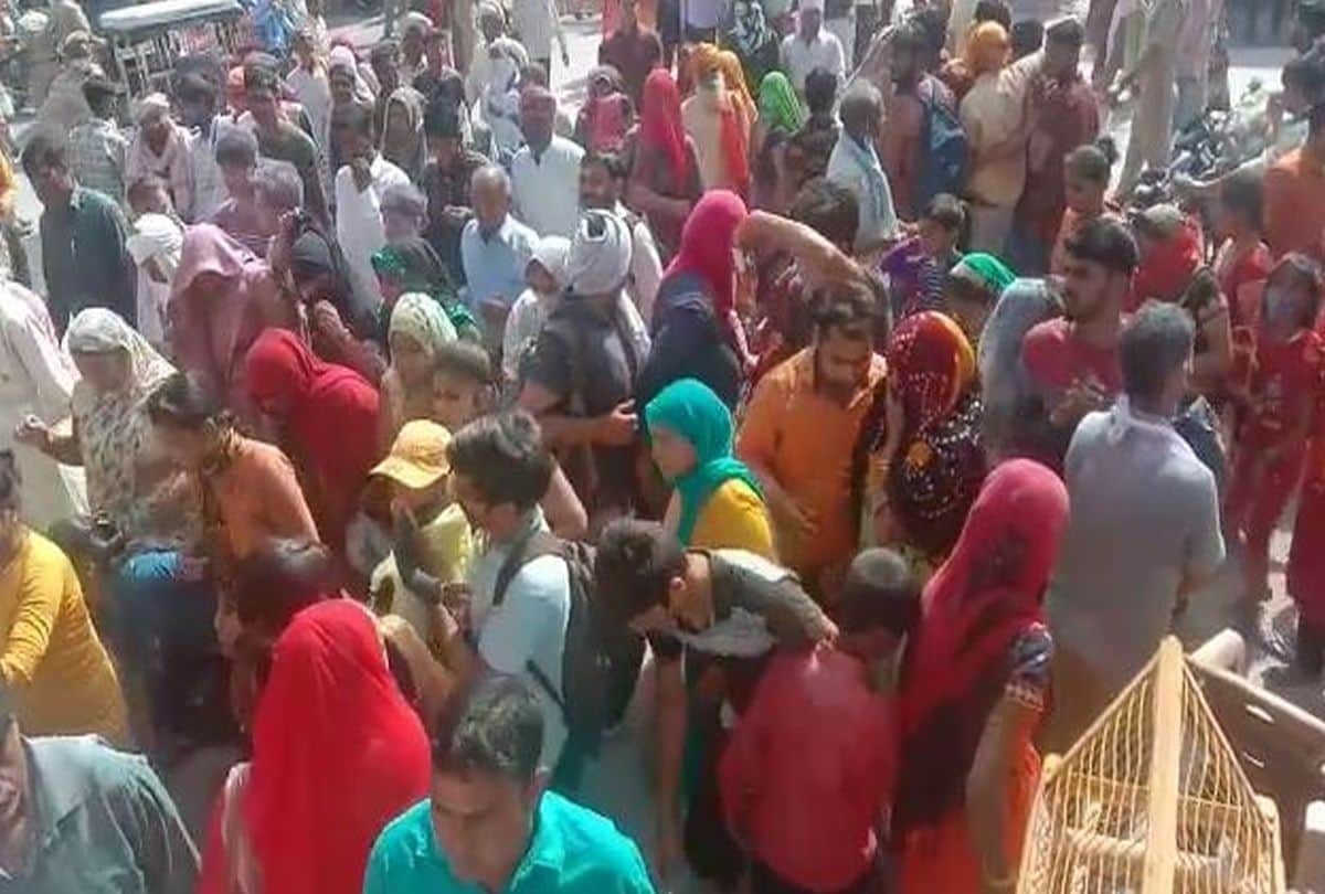 Rangbhari Ekadashi 2021: Saints And Devotees Give Vrindavan Parikram