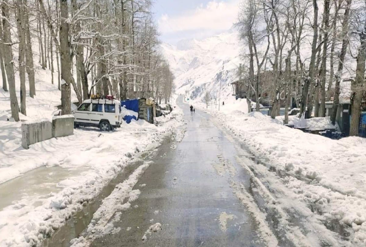 Sissu village located in Himachal Pradesh can plan to visit