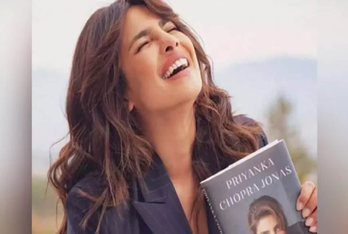 Priyanka Chopra shares throwback look in bindi and bikini caption with never heard of being shy, even at 19!