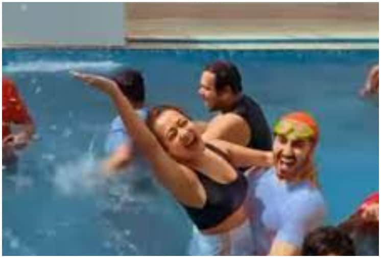 Neha Kakkar Pre Holi Celebration 2021: Enjoys Pool Party with Husband Rohanpreet Singh, Photos Goes Viral