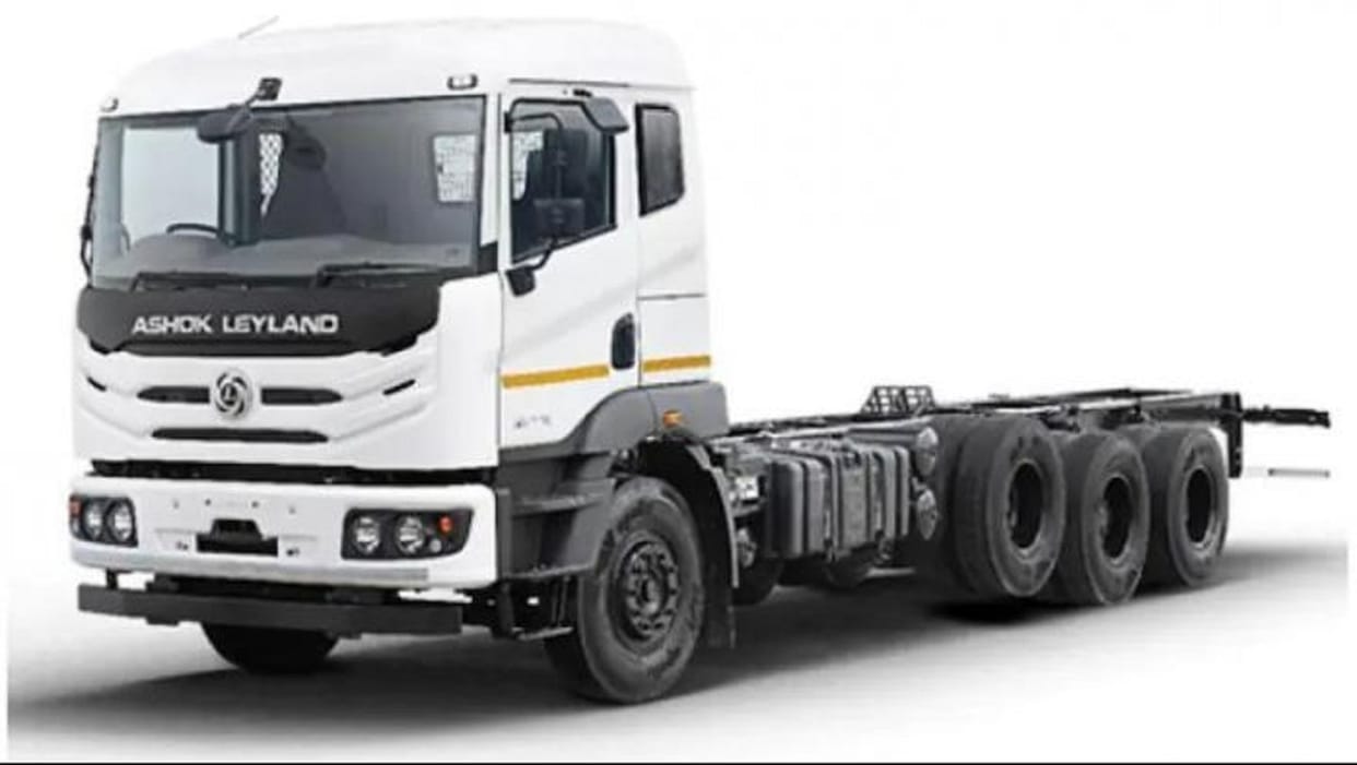 Ashok Leyland launches India's first 14-wheeler DTLA truck AVTR 4120 hinduja group