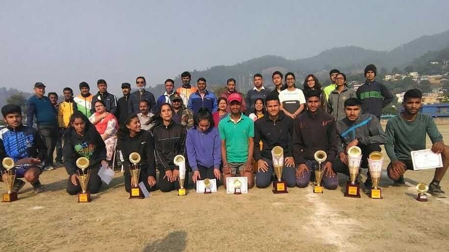 vijay anad poonam won the race