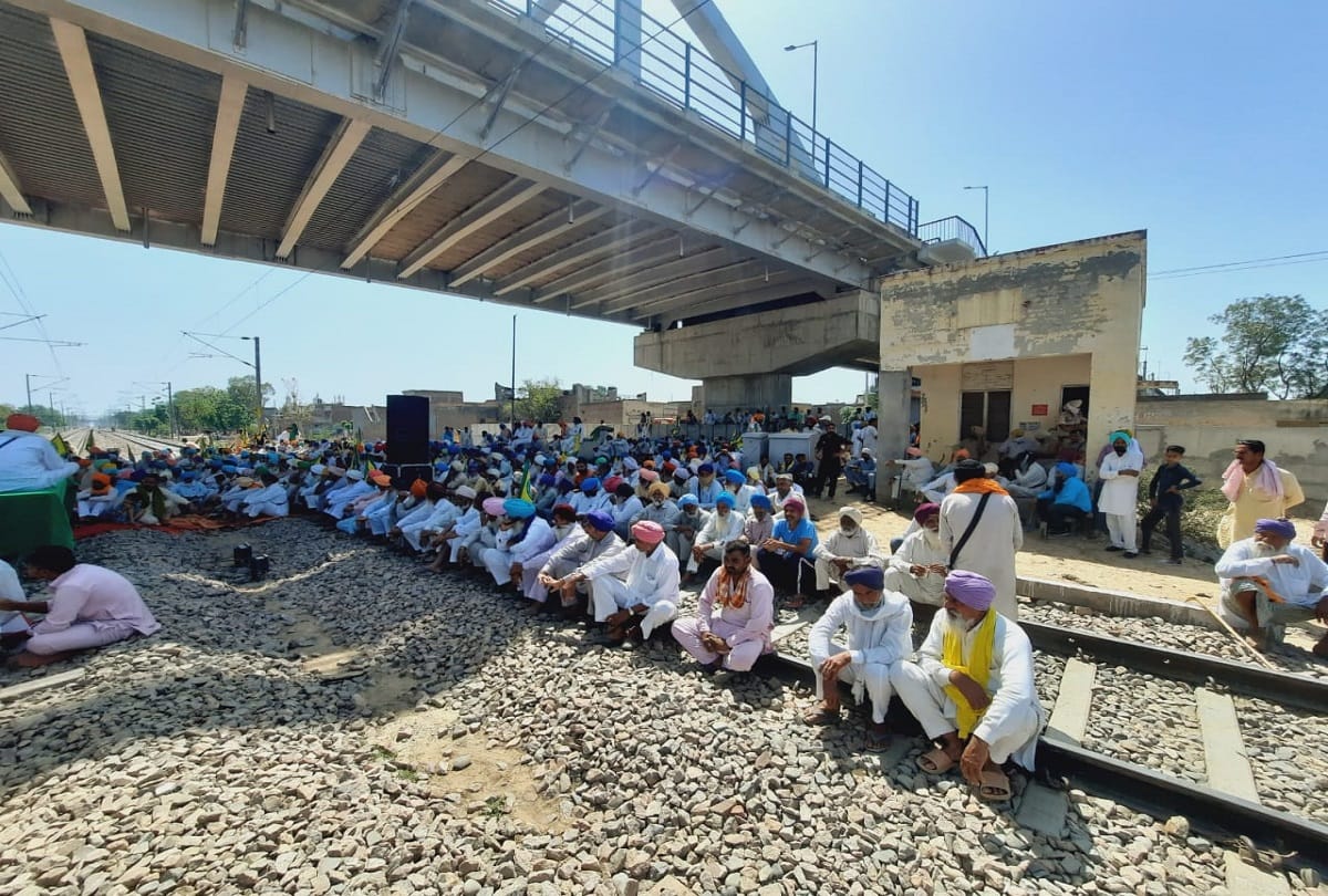 Farmers will hold nationwide rail roko Andolan On October 18