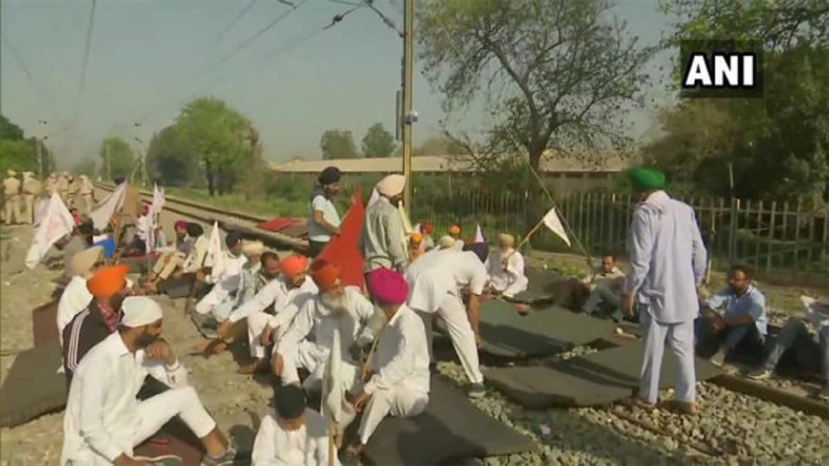 Farmers postponed proposed andolan on the appeal of Sukhjinder Singh Randhawa