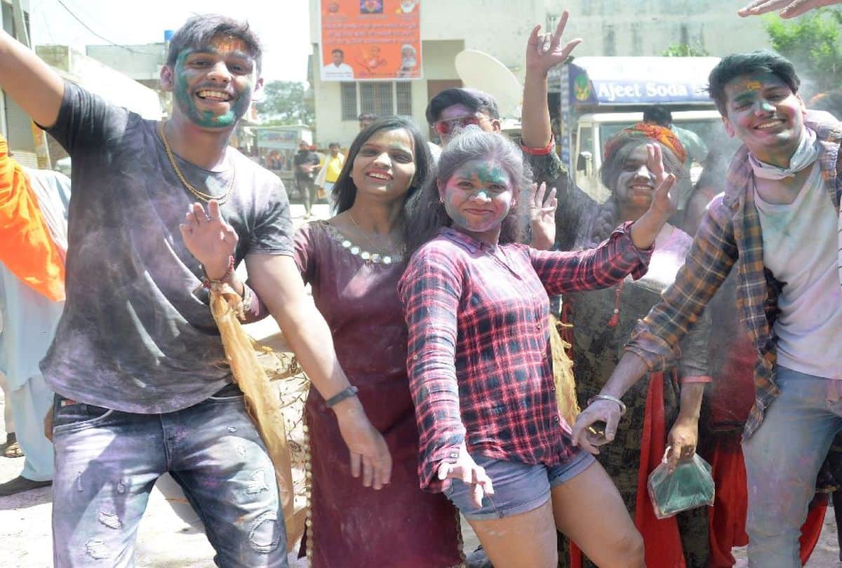 holi play according colors of horoscope