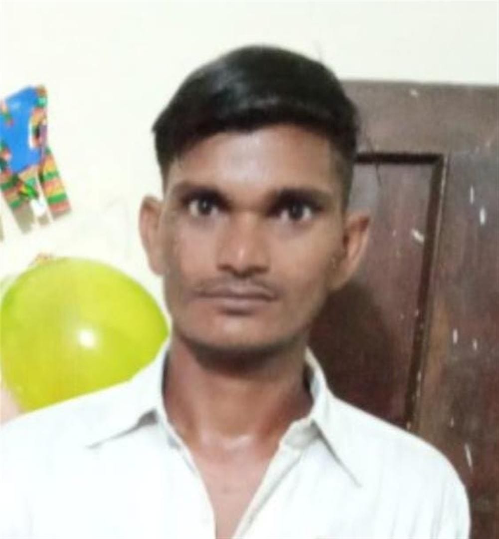 Hathras: Truck kills bike rider, one killed
