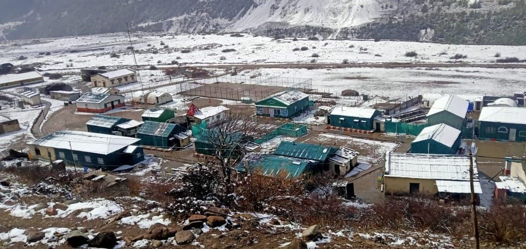 Snowfall in Munsyari