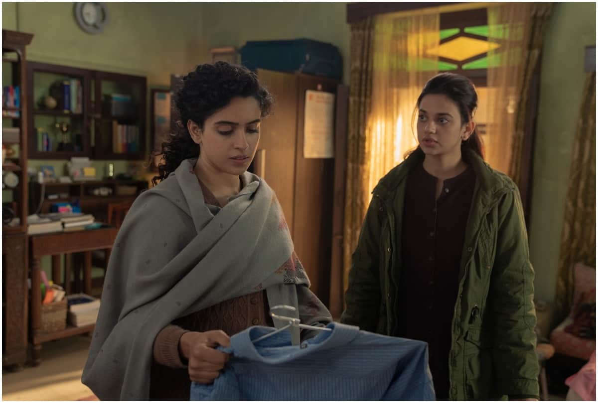 Pagglait Review By Pankaj Shukla Sanya Malhotra Sayani Gupta Raghubir Yadav Umesh Bisht Netflix