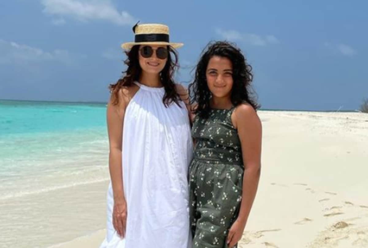 Dia Mirza Shares photos With Husband Vaibhav Rekhi And His Daughter samaira from Maldives