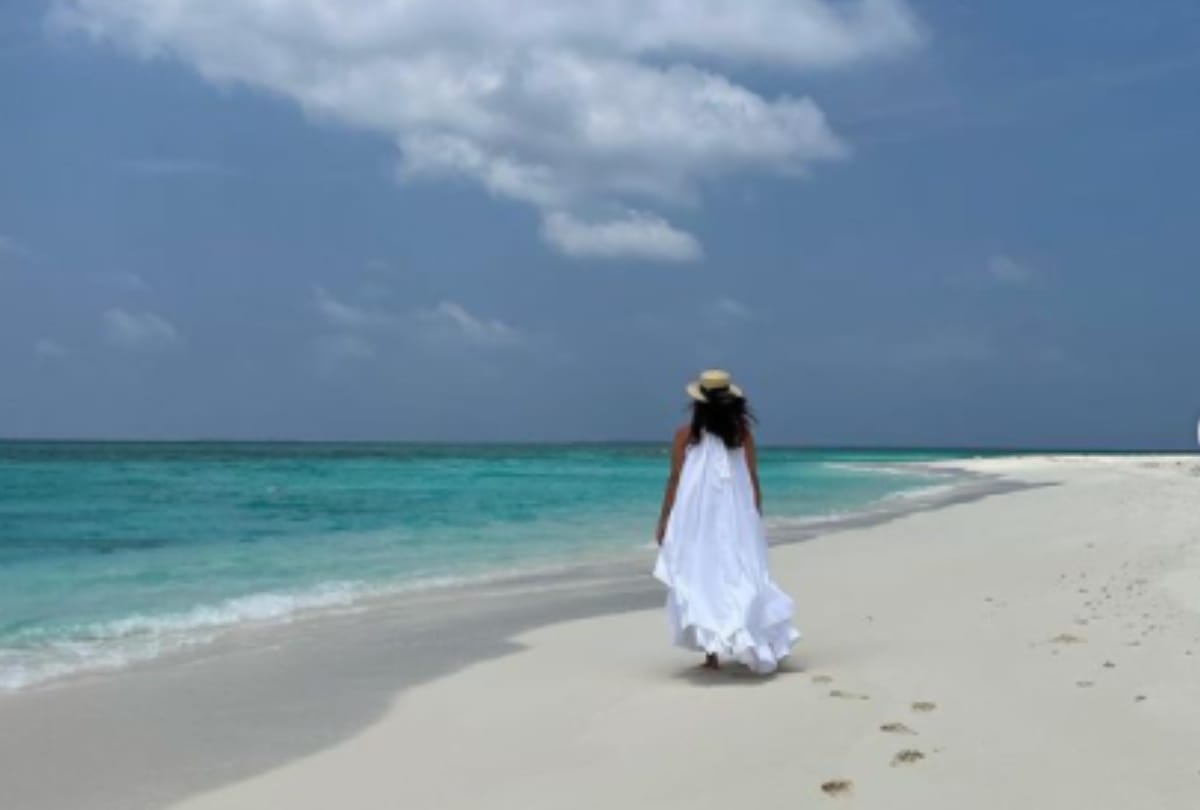 Dia Mirza is on her honeymoon with husband vaibhav rekhi and his daughter Samaira