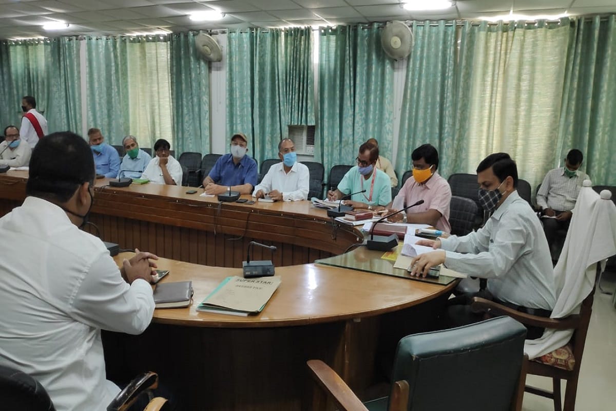Control room opened in Vikas Bhawan for Panchayat elections DM Varanasi knows about preparations