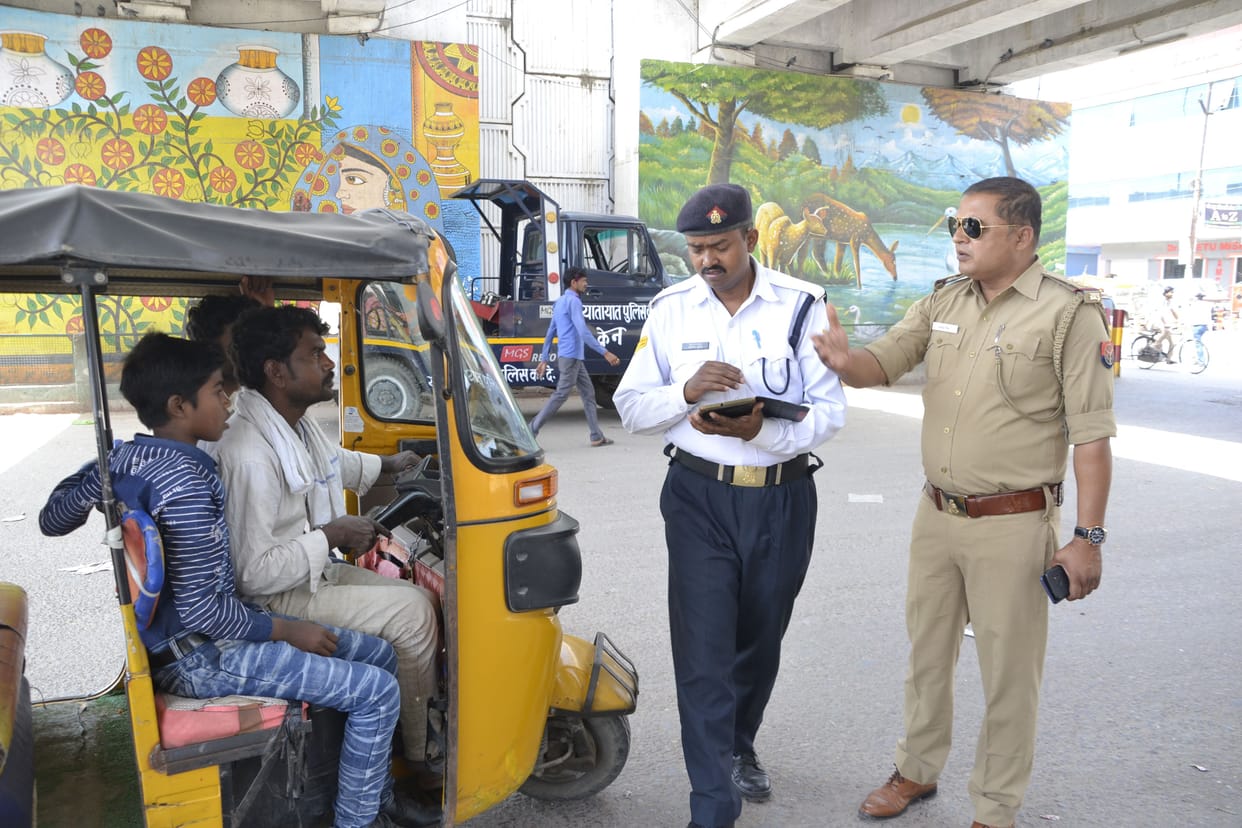 traffic,challan