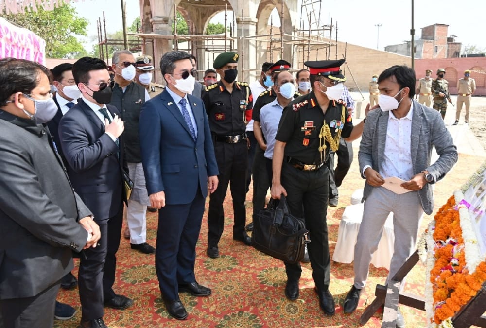South Korea defence miniter visits Ayodhya.