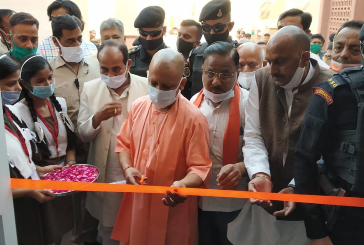 CM Yogi inaugurated Gorakhpur Zoo live update