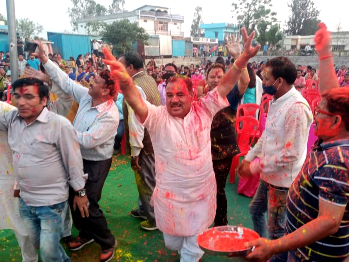 uttarakhand forest minister harak singh rawat holi dance, watch photos