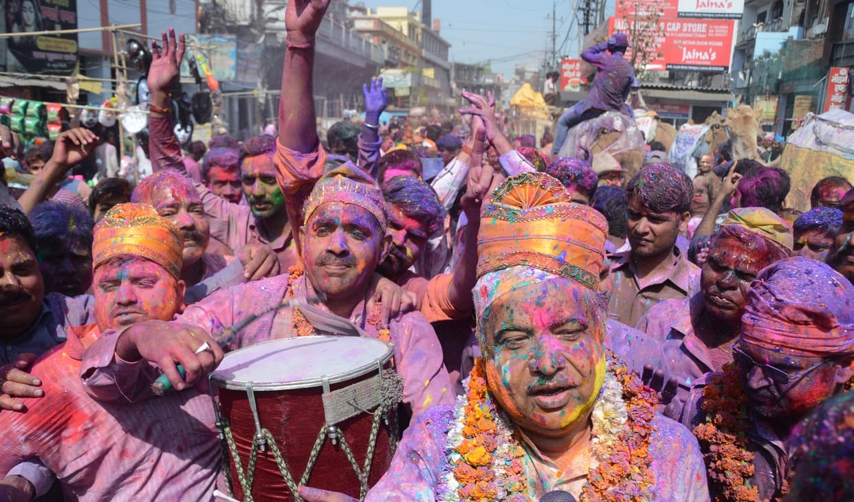 folklores enriches the color of Awadh's culture