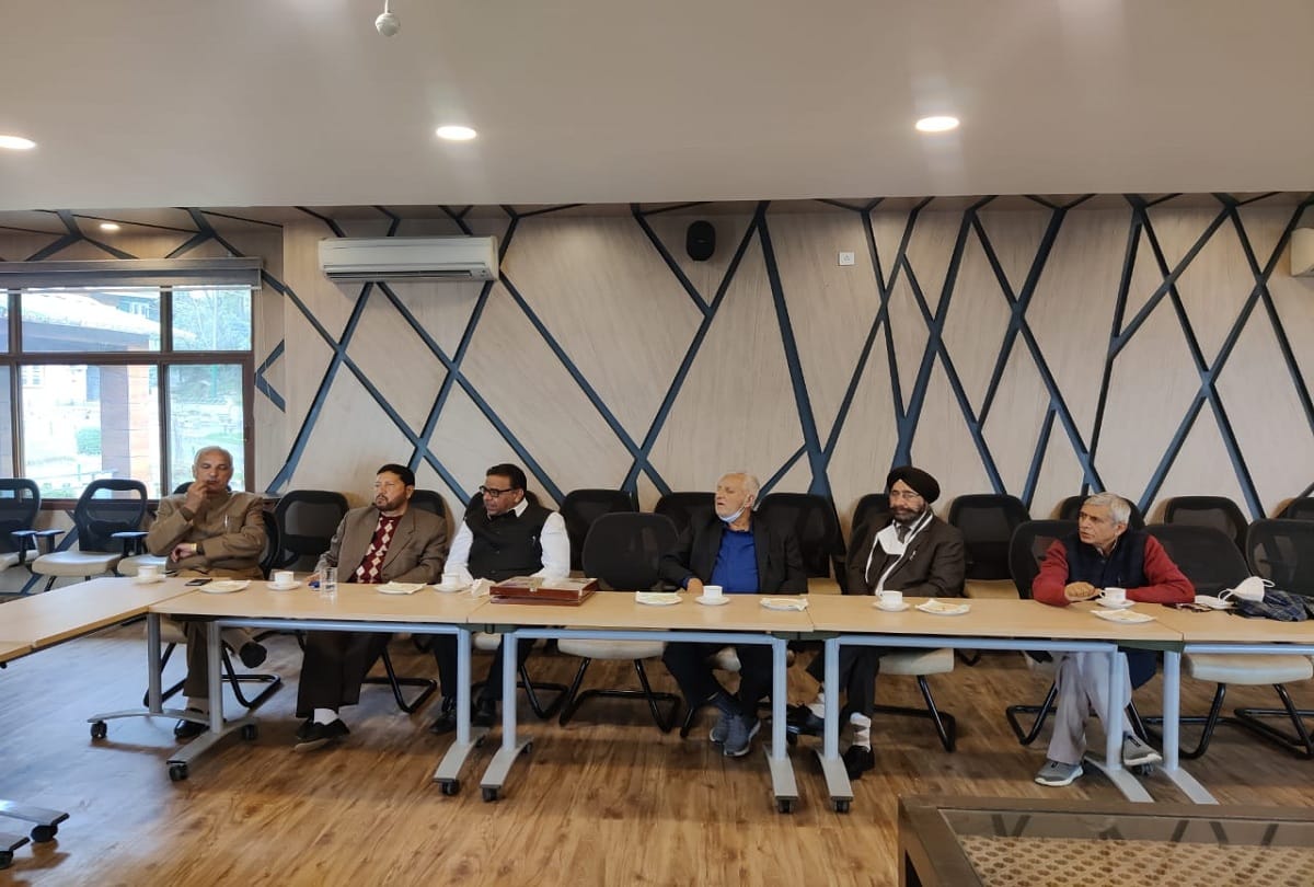 PDP Meeting in Srinagar under chairmanship of PAC chairperson and party President Mehboba Mufti