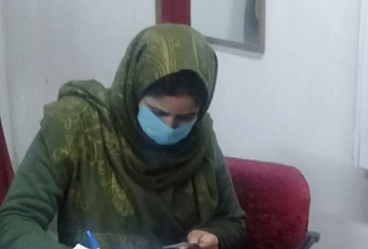 zarina Bano a medico who heads COVID-19 surveillance team in Bandipora kashmir