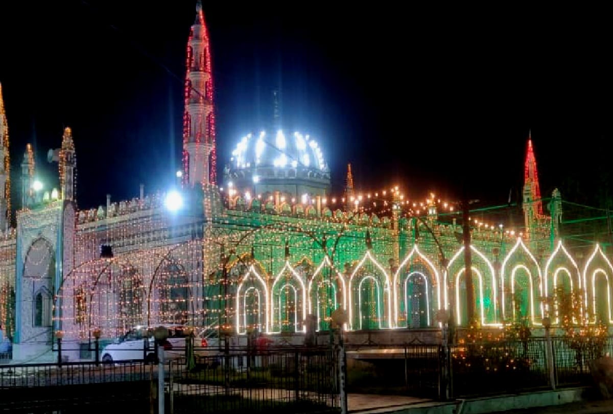 People celebrate Shab E barat in gorakhpur