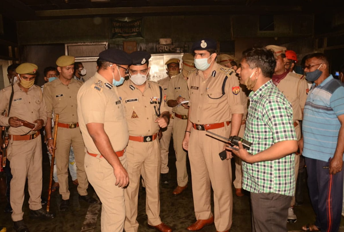 fire in icu ward of cardiology hospital in kanpur, See photos