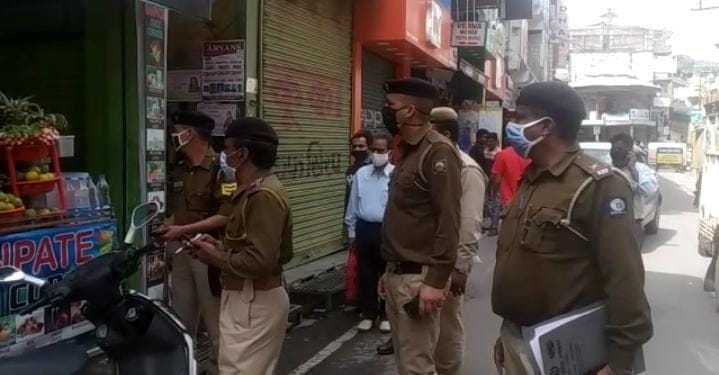 Shops opened despite administrative instructions, police shut down