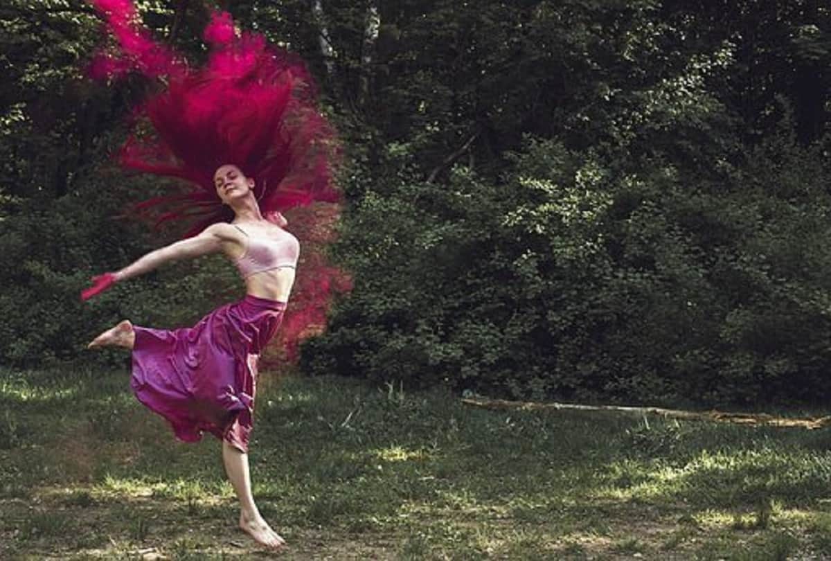 Holi 2022Fashion Tips Not to Wear These Type of Clothes During Playing Color