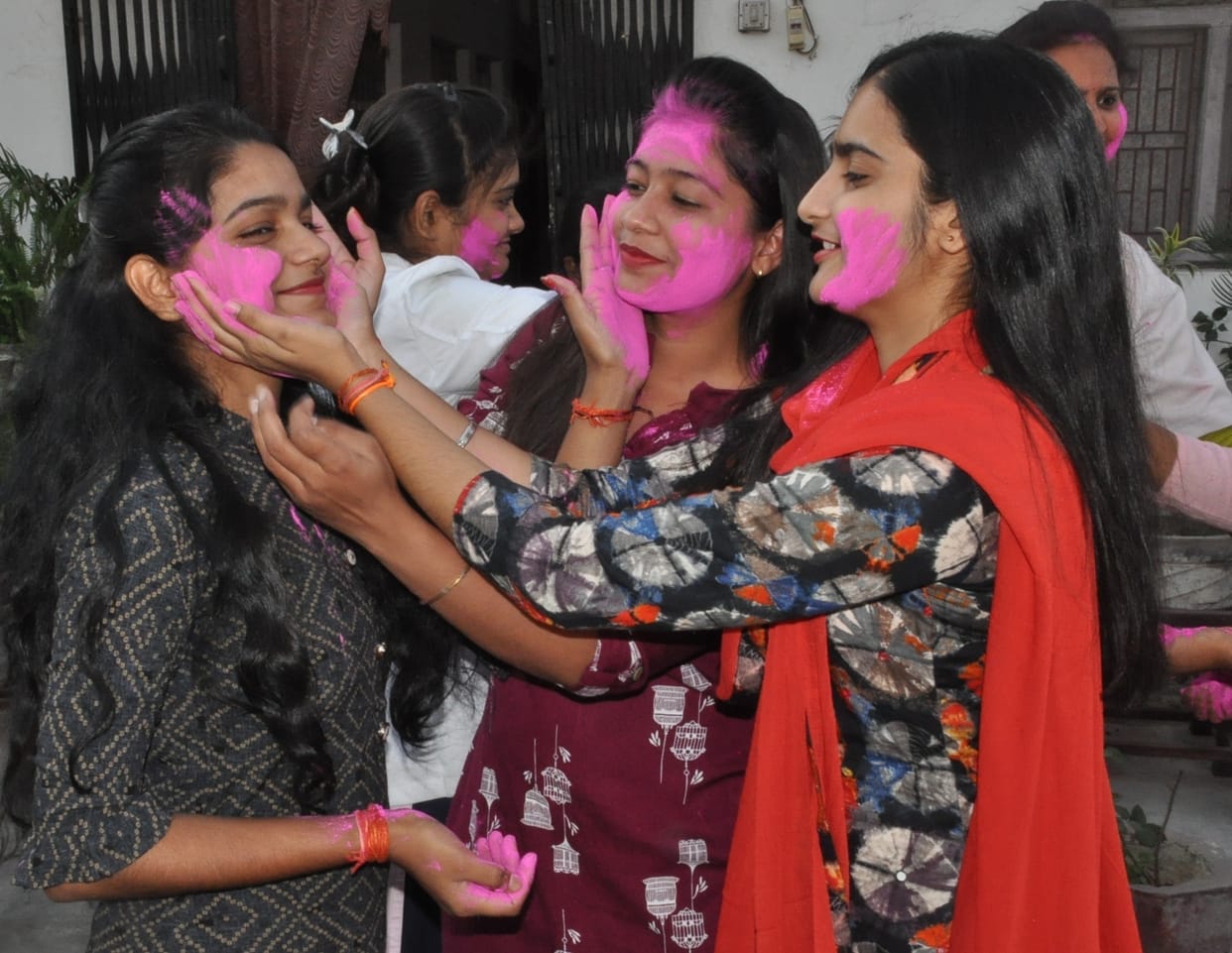 Somewhere there was a lot of color, and there were youths who were dancing on Holi songs.