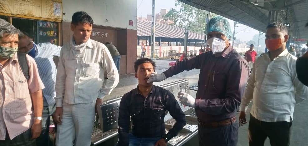 More than 200 passengers from Mumbai in two trains