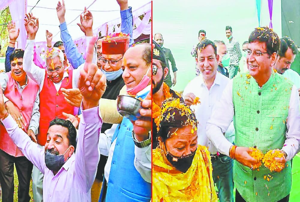 Holi 2021: Political Parties Not Follow Covid 19 Rules in  Holi Celebration party Photos