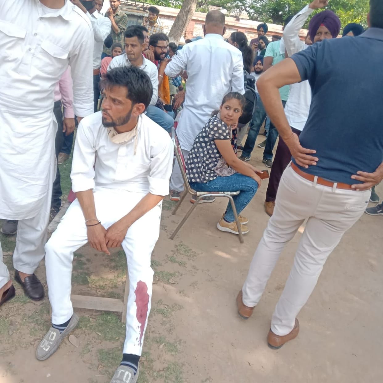 Lathicharge on unemployed teachers, more than 250 arrested in patiala