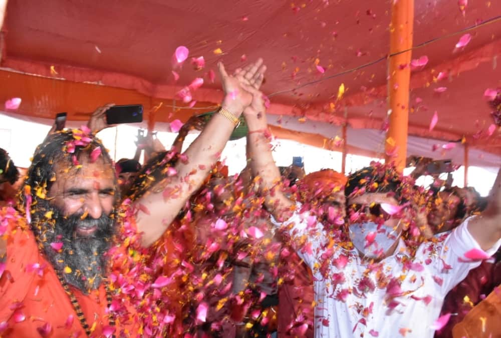 Haridwar Maha Kumbh Mela 2021: Saints Play Flower Holi Celebration in Niranjani Akhara photos