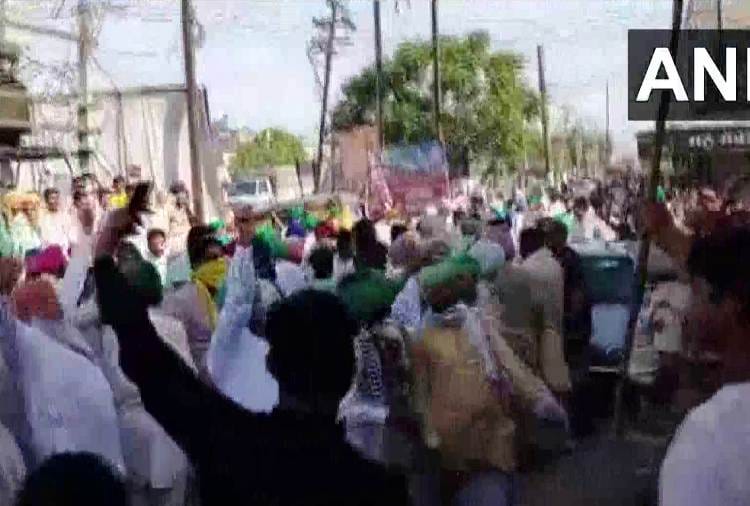 FIR has been registered at Malout Police Station in Case of BJP MLA  thrashed case