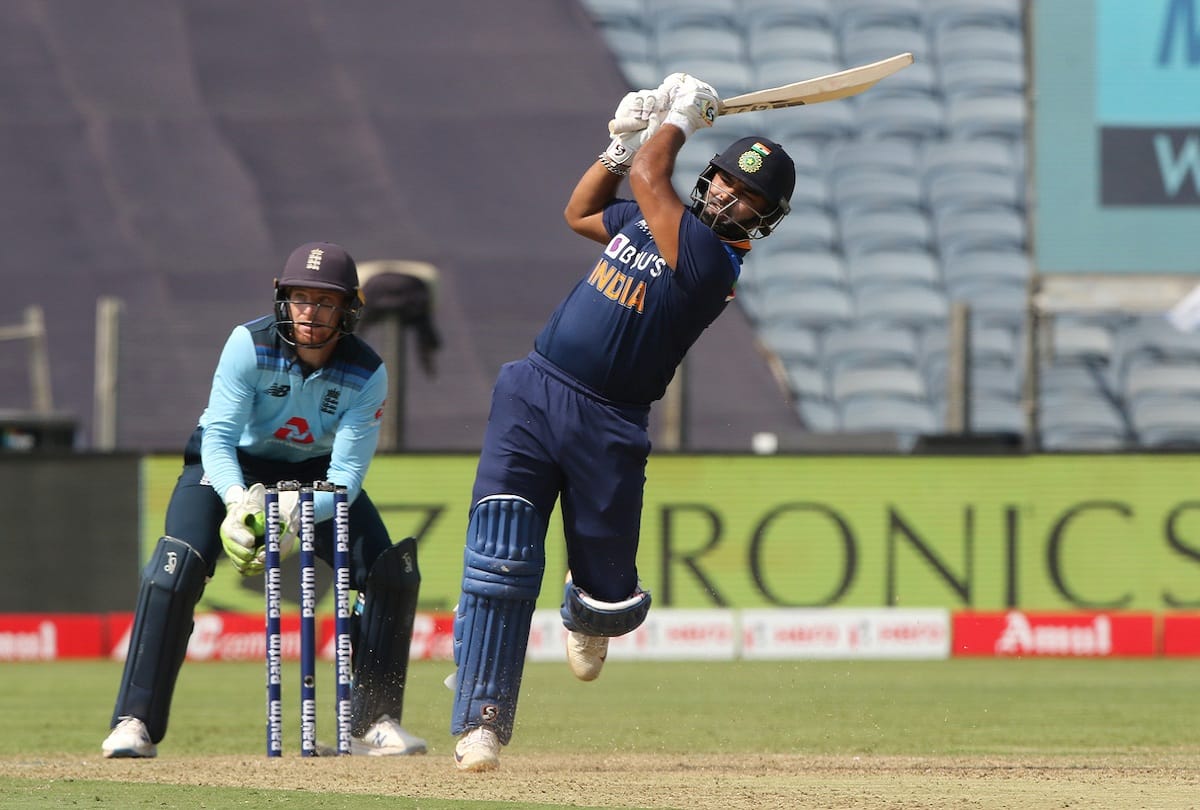 Former England cricketer Ian bell praises rishabh pant says cant imagine team india without him