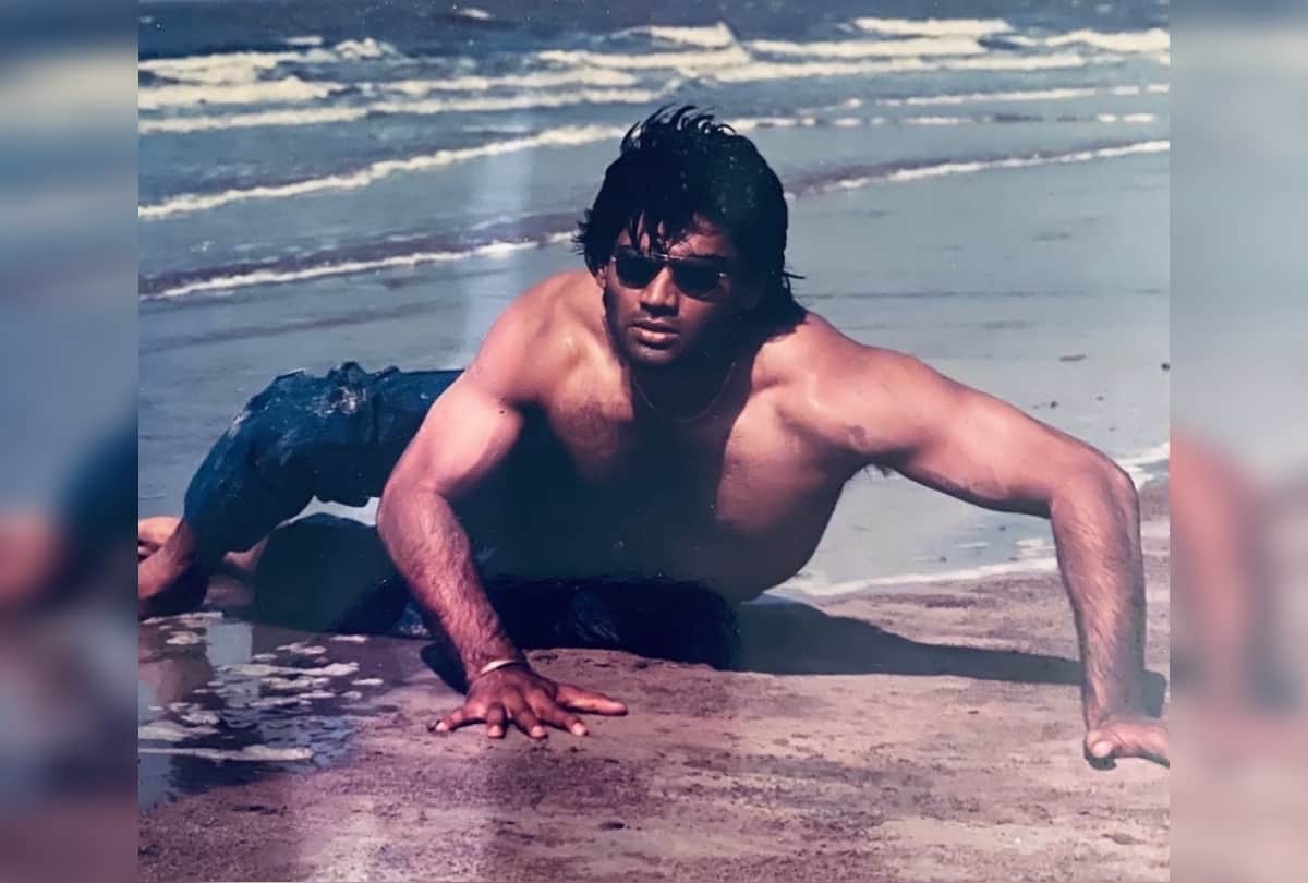 Suniel Shetty celebrating 29 glorious years in the film industry his first Film balwaan Releases Today