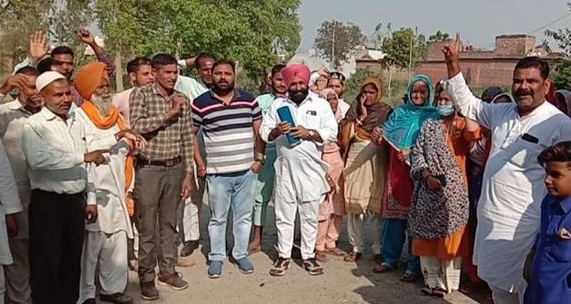 People protested against trucnching ground.